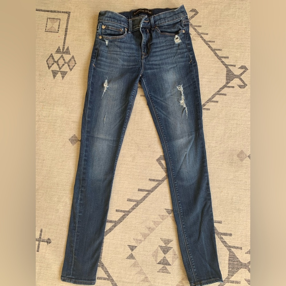 Express Stretch Mid Rise Distressed Jean Legging